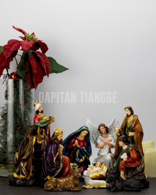 9" 11pc Nativity Set