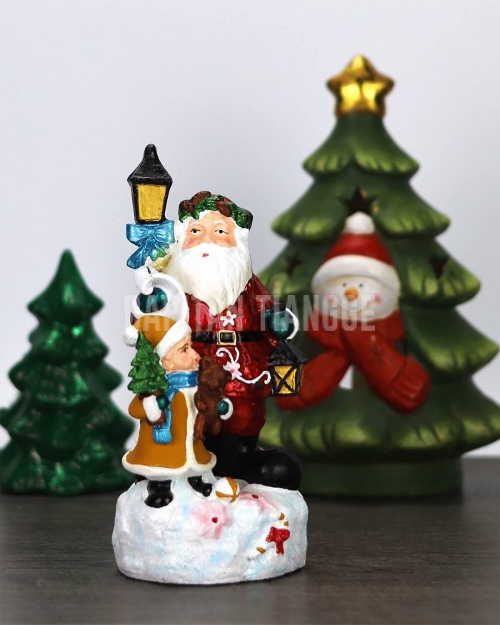 Santa and Elf Lamp Post Christmas Decor